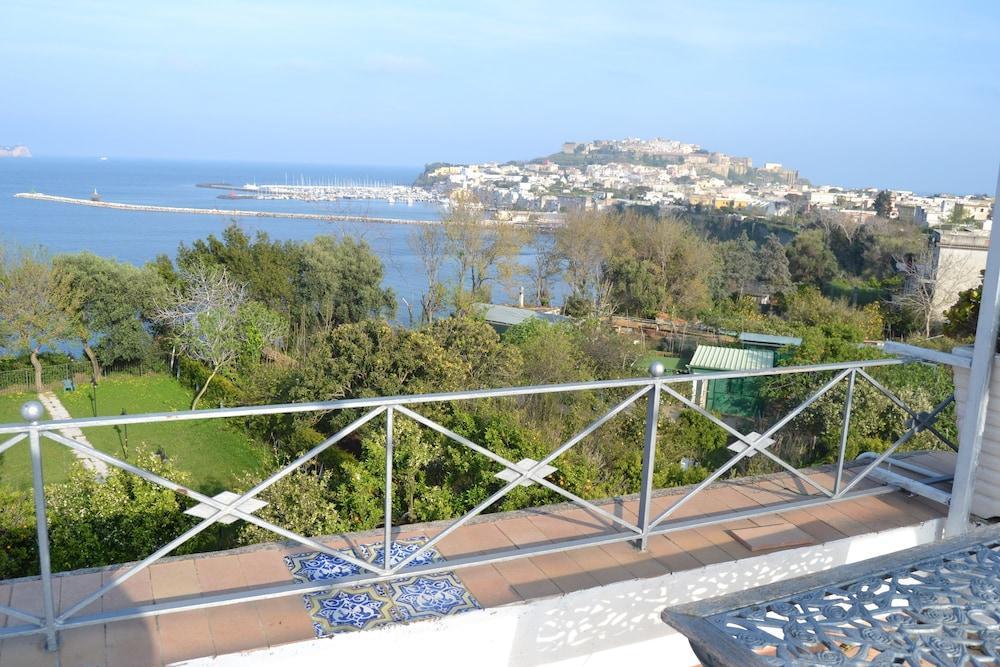 Piccolo Tirreno Hotel Residence Procida Eksteriør bilde
